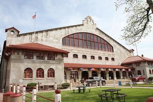 Cowtown Coliseum.jpg