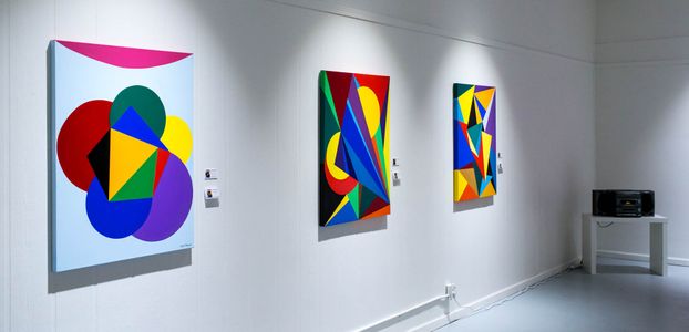 Racae Meyer - 60 Left wall diagonal 3 ptgs.jpg