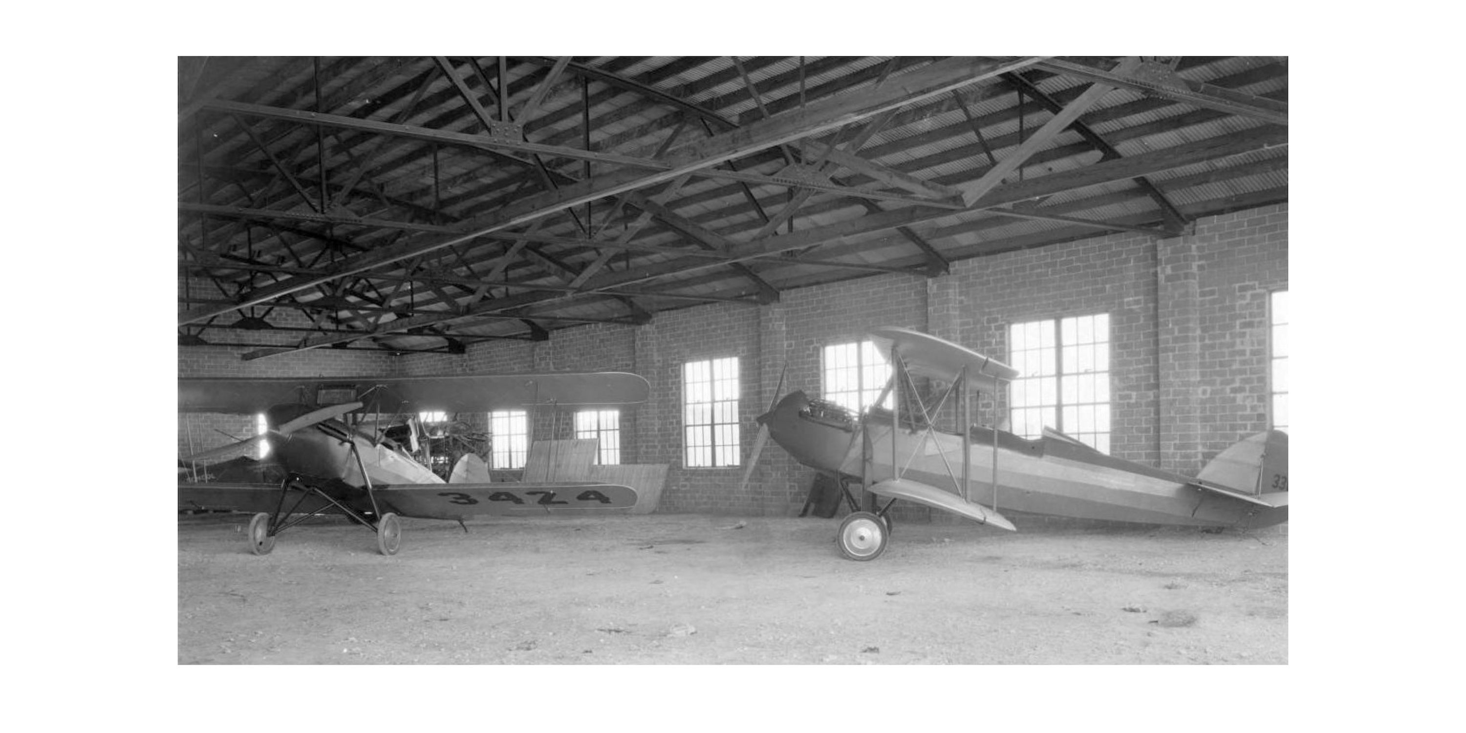 Hangar Interior Vintage Image 3000x1500px.jpg