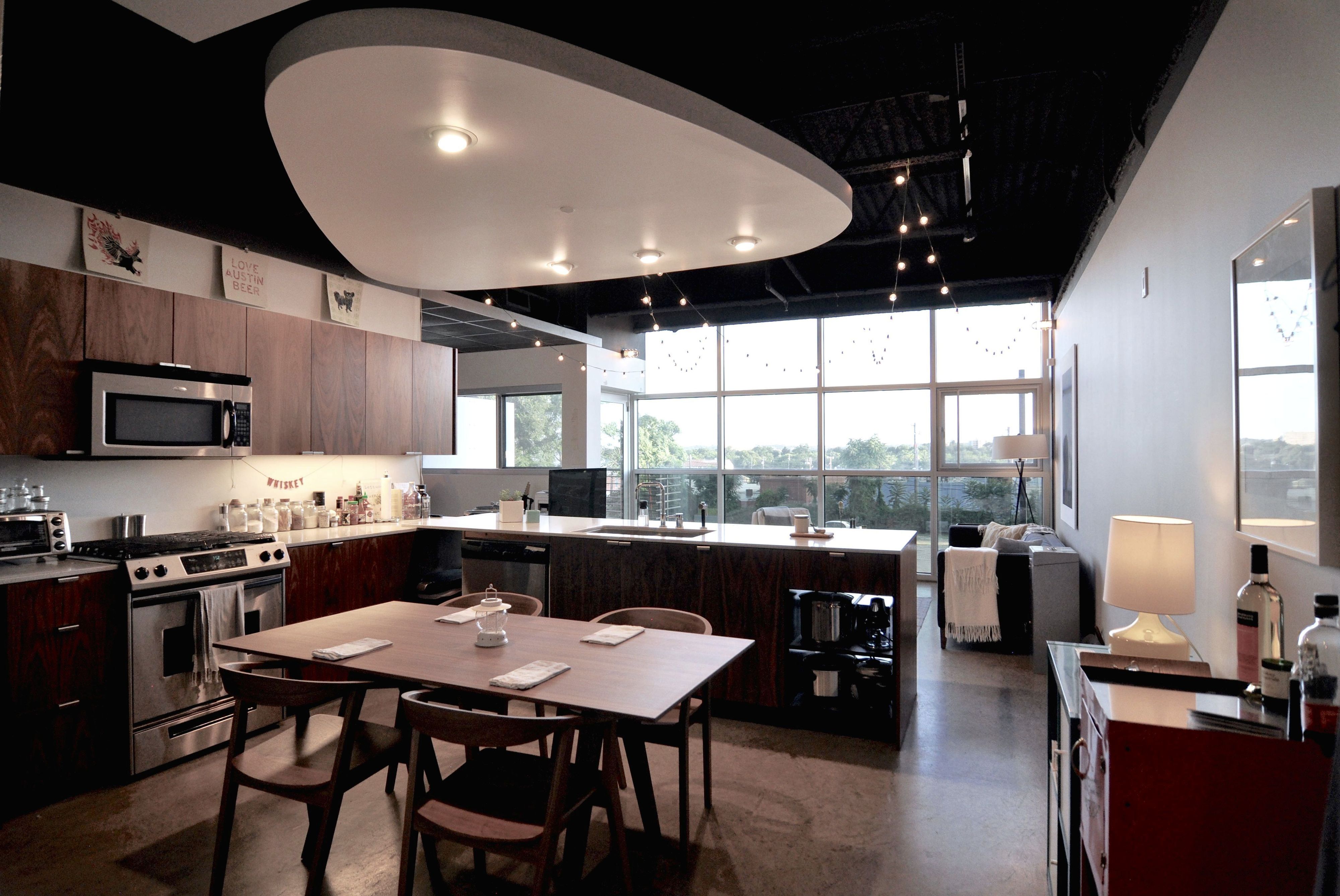 6+B 203 fr entrance (edit 2015-07-14 19.07.32-3).jpg