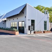 5609 S Congress #200