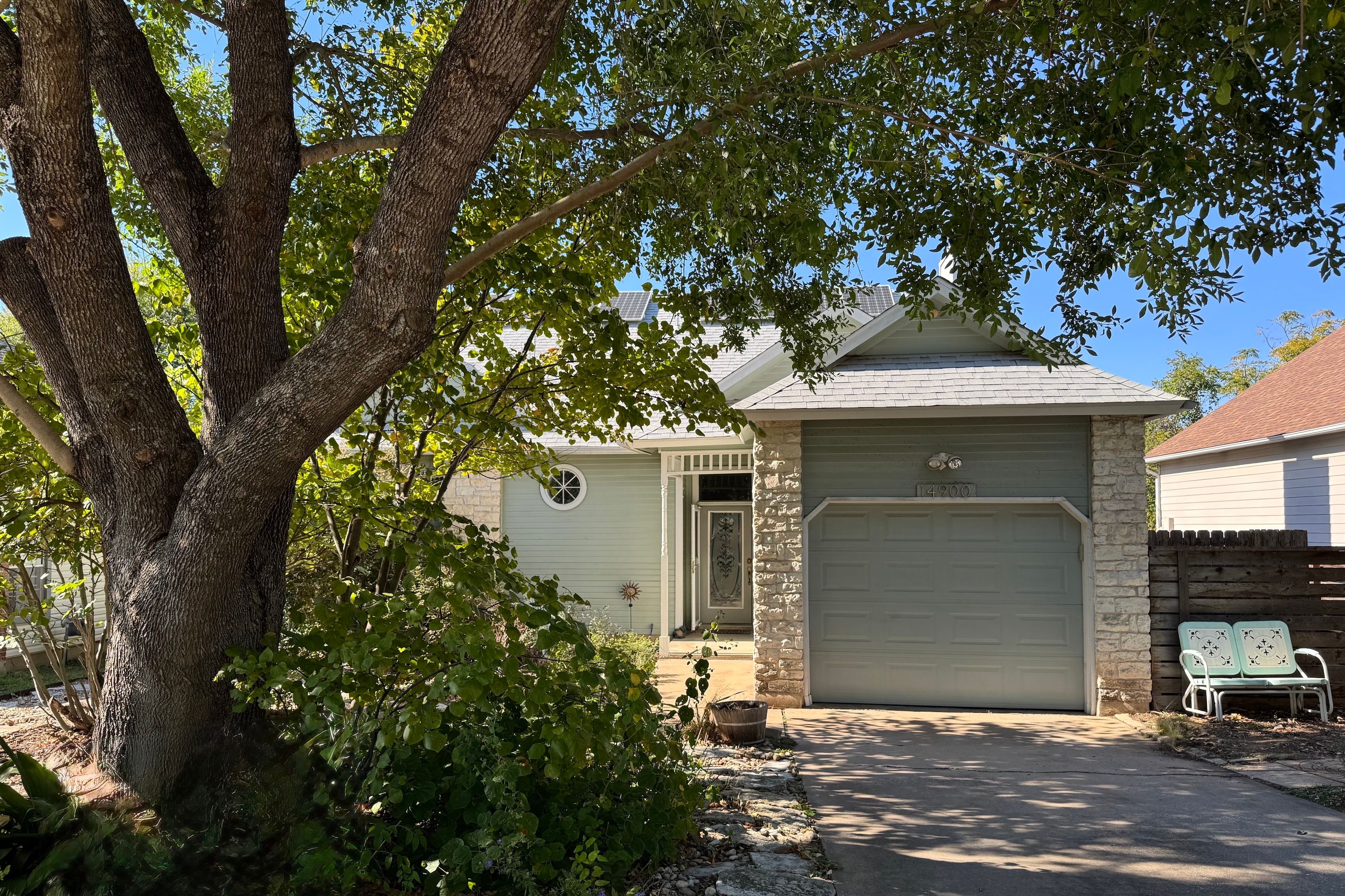 14900 Yellowleaf Front IMG_4080 3000x2000px.jpg