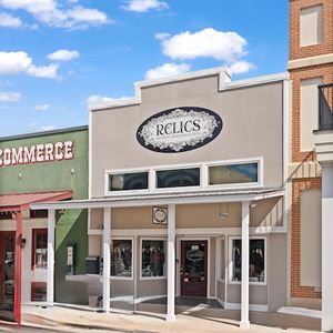 for sale 925 Main Street