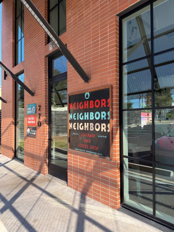 5609 S Congress Neighbor IMG_3944.jpeg