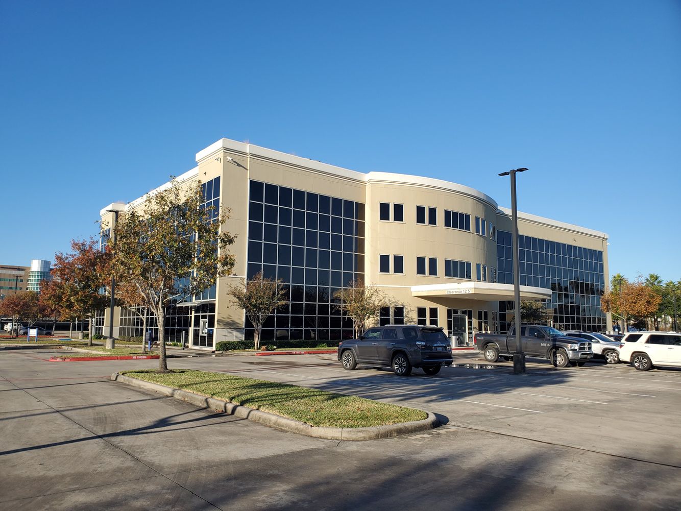 251 W Medical Ctr Blvd.jpg