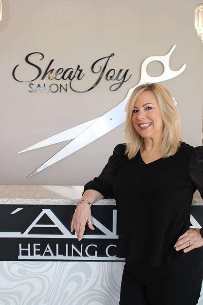 ShearJoyHairSalonFrontDesk.jpg