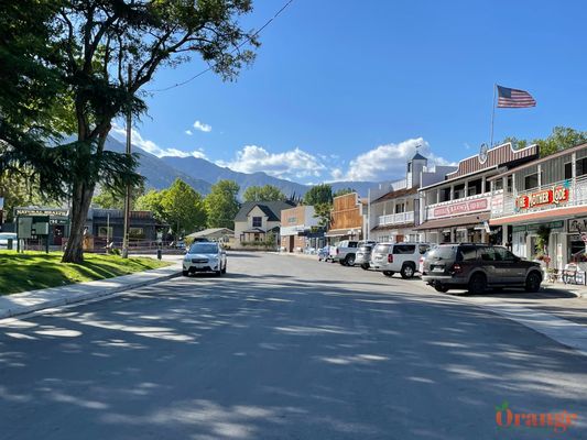 Downtown Kernville Kern River