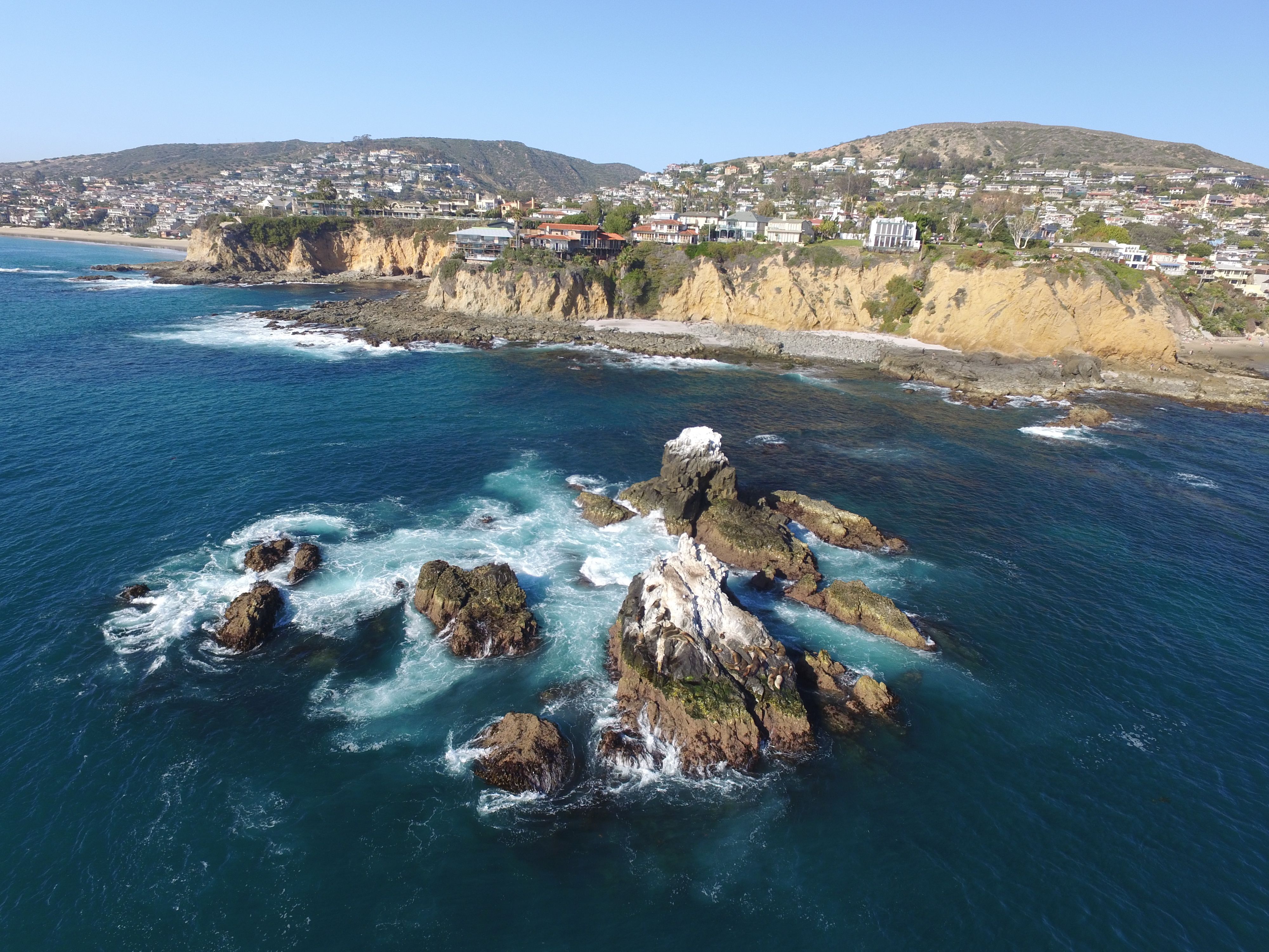 Crescent Bay Beach in Laguna Beach - Orange County Outdoors