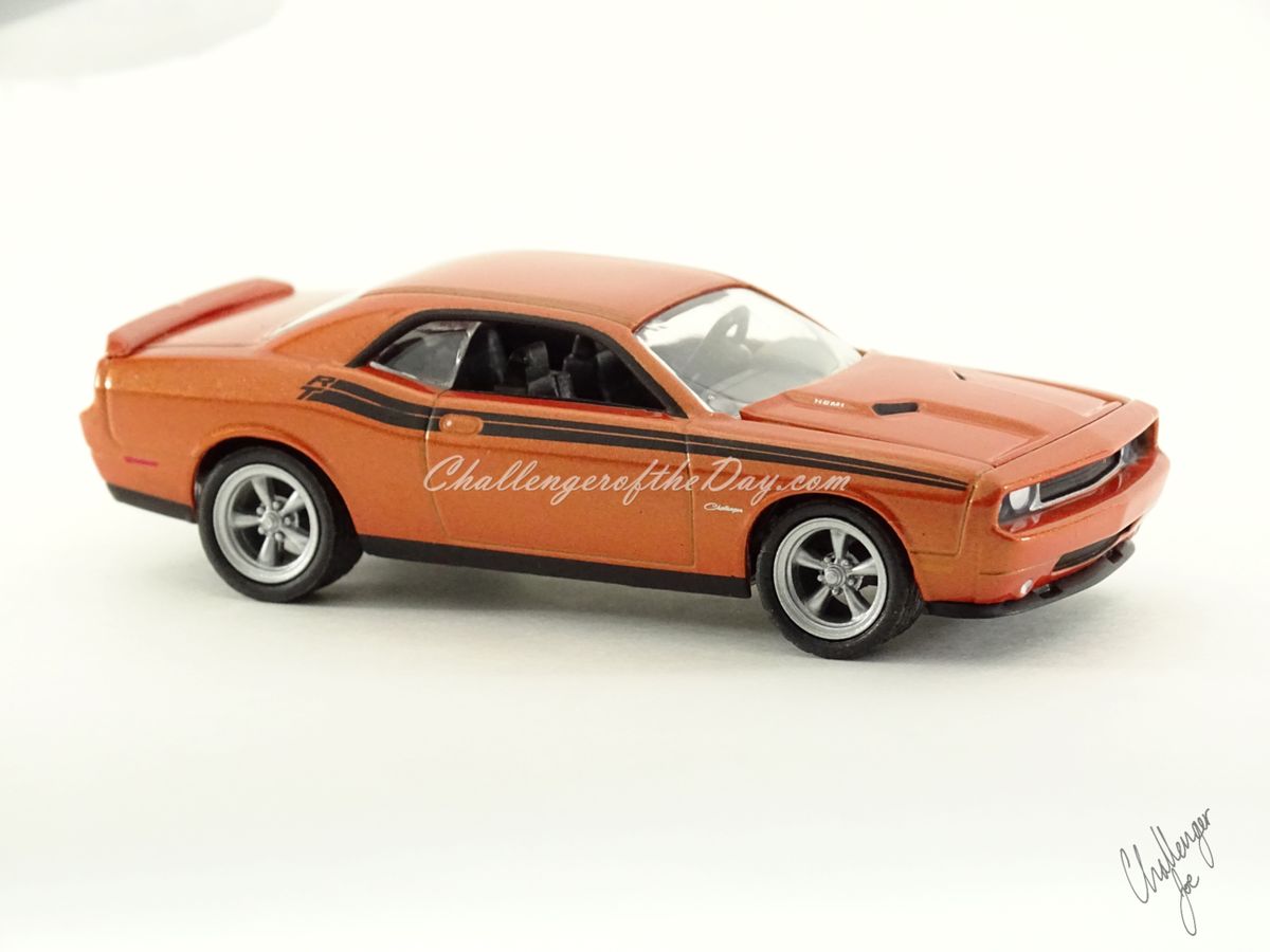 GreenLight 2011 Dodge Challenger R/T Classic Orange Trade Show Car