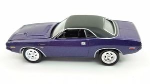 Driver's side view of the Johnny Lightning Dodge Challenger Johnny Lightning Dodge Challenger