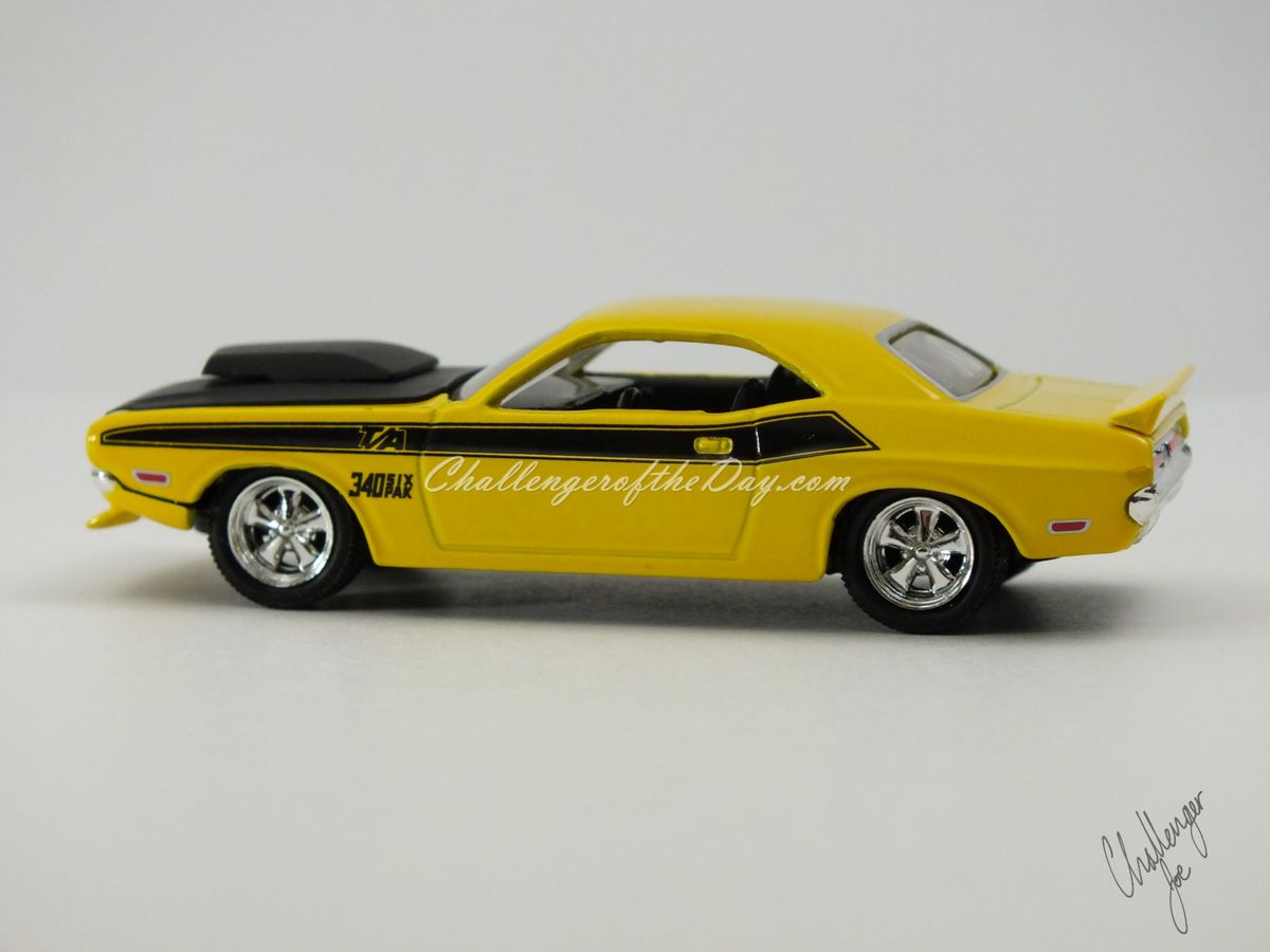 1970 Dodge Challenger Hot Wheels 100% TA 340 Six Pack (9).JPG