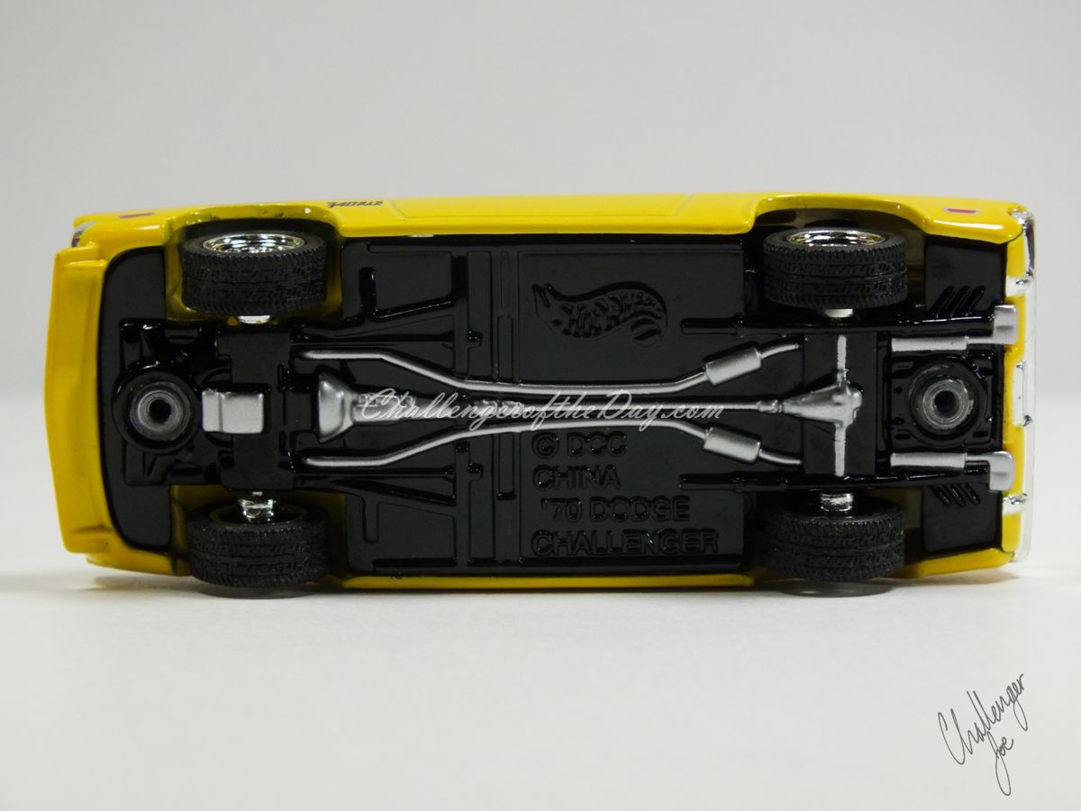 1970 Dodge Challenger Hot Wheels 100% TA 340 Six Pack (14).JPG