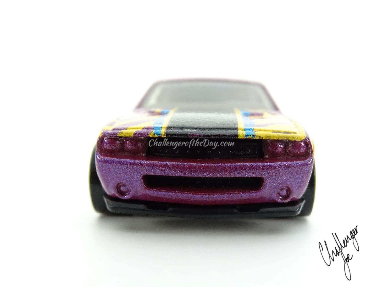 Hot Wheels Dodge Challenger Drift Car Pearl Purple