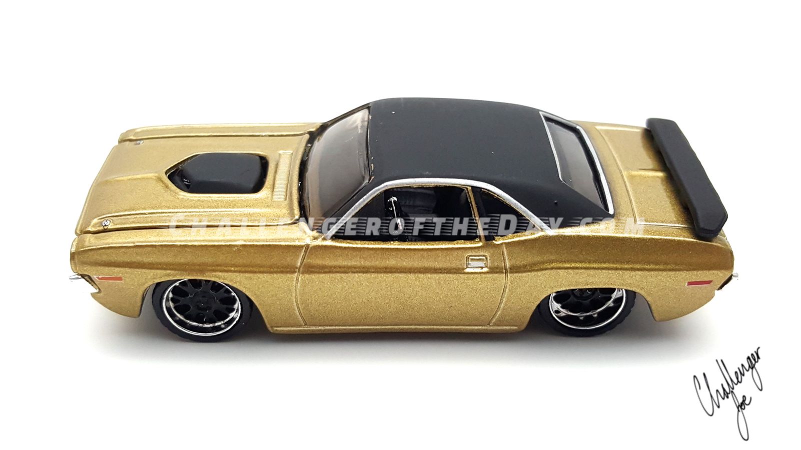 Maisto 1970 Challenger RT DSA2.jpg