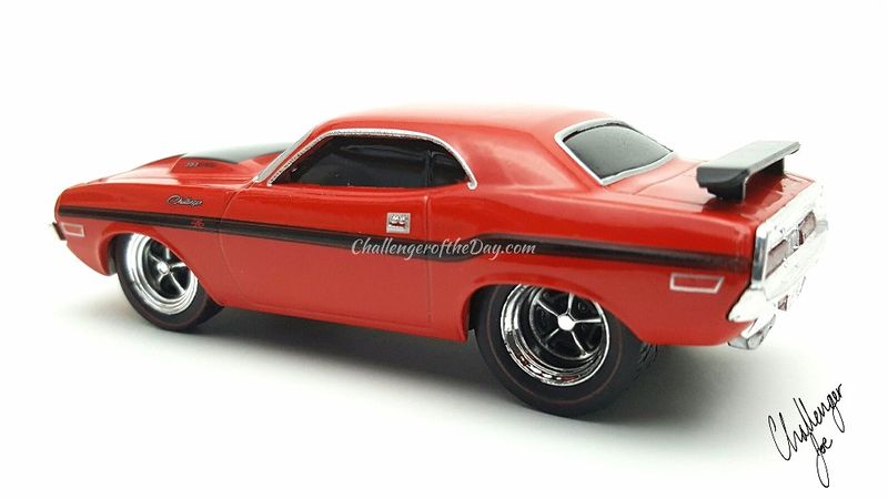 M2 Machines by M2 Collectible Ground Pounders 1970 Dodge Challenger 1:64 Scale MEX03 15-30 Black Details Like NO Other!