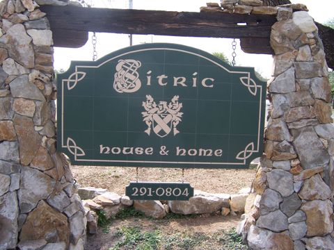 Sitric House and Home sign