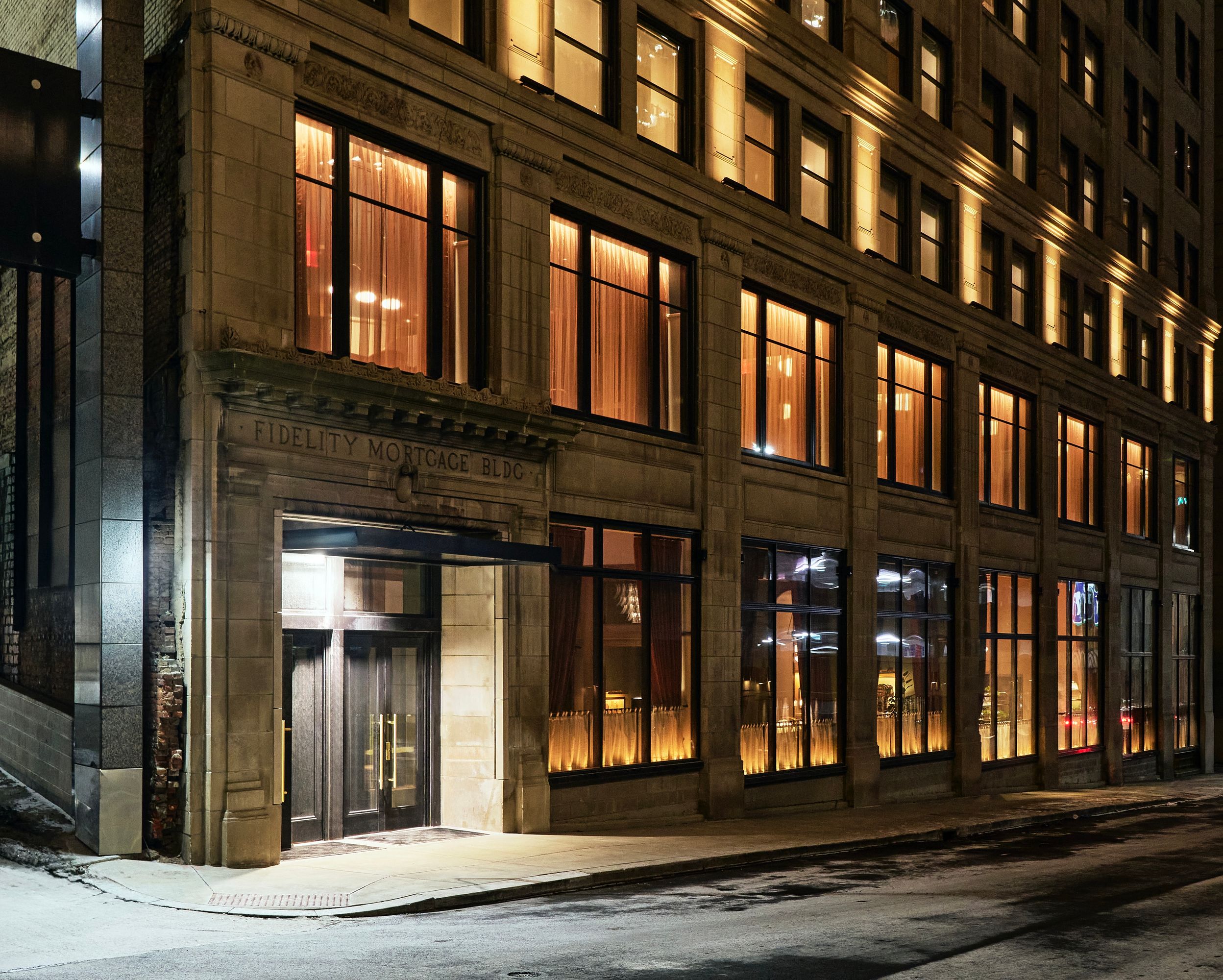 Fidelity Hotel Exterior