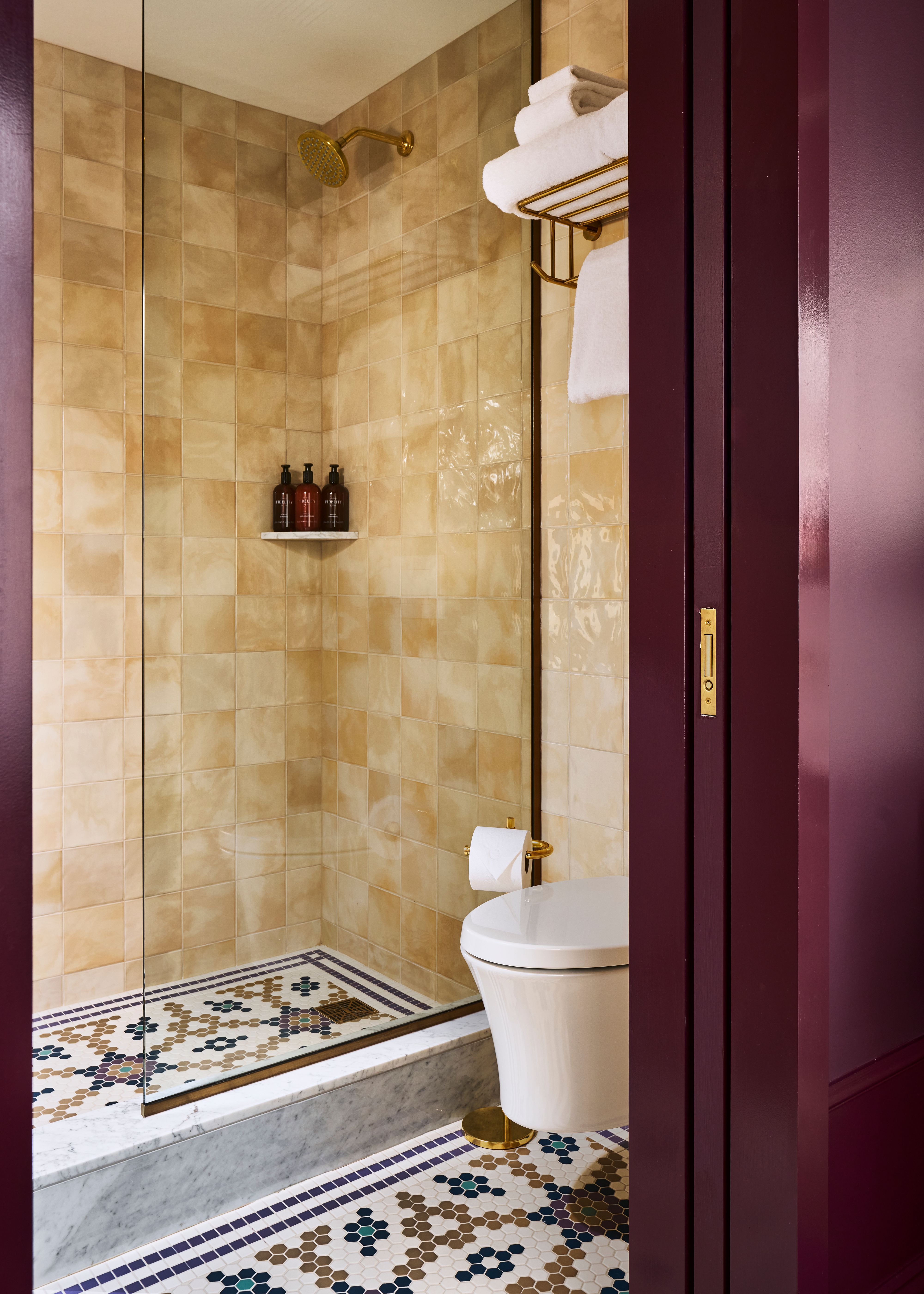 King Shower + Toilet.jpg