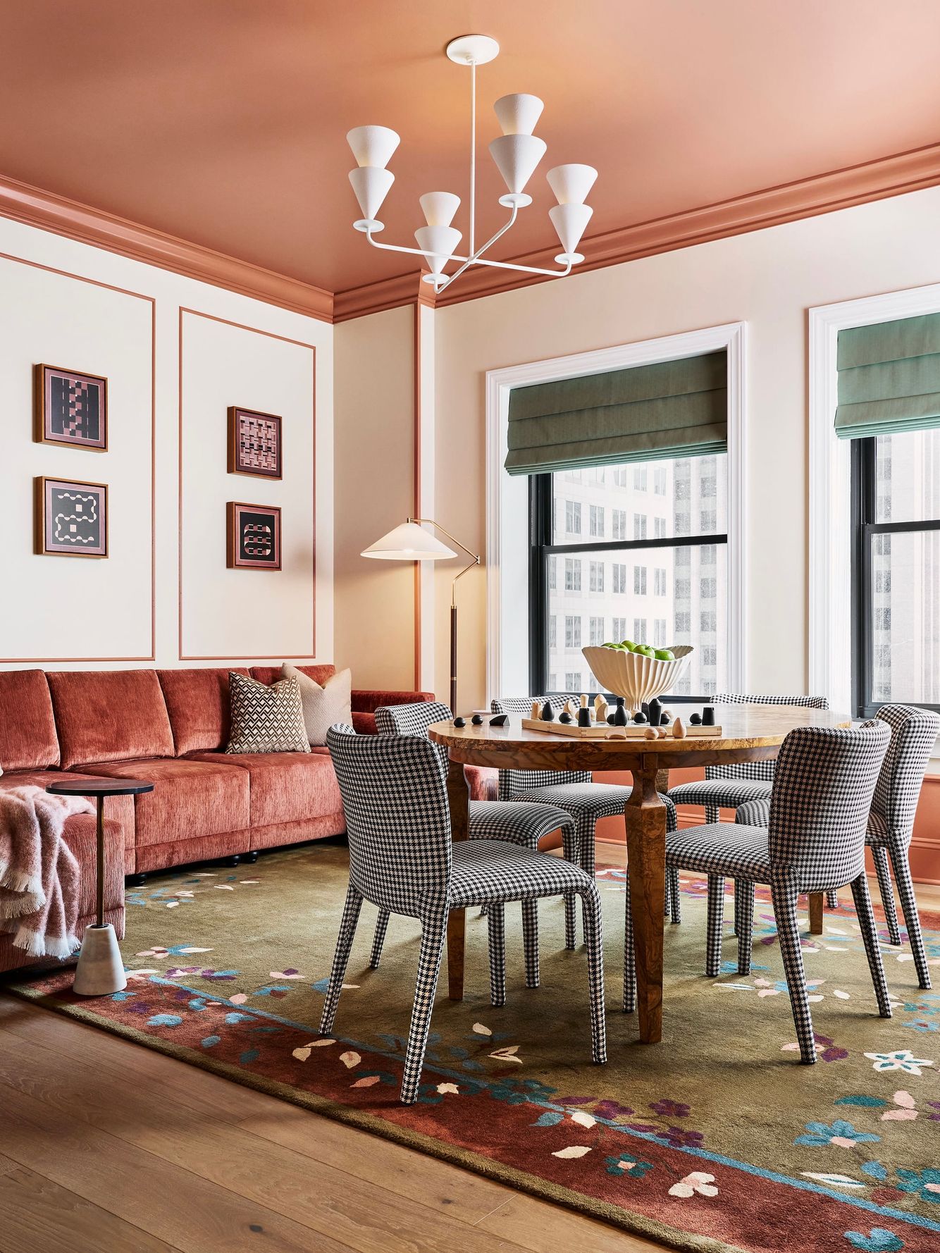 King Bed | 695 SF | City Views