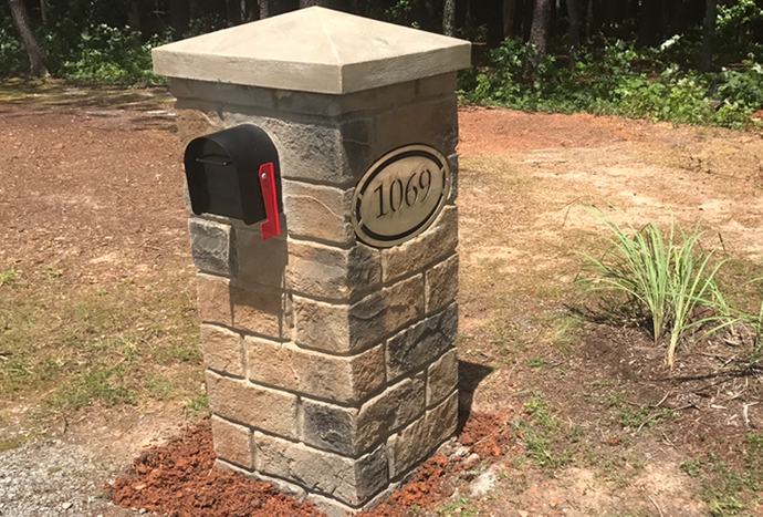  Mail Boxes and Columns