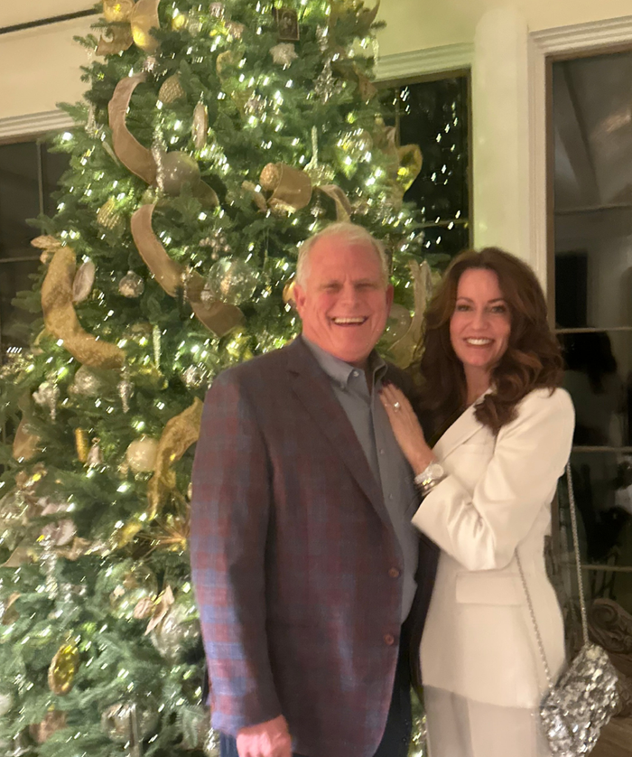 Randy and Julie enjoy the holiday season Randy and Julie enjoy the holiday season