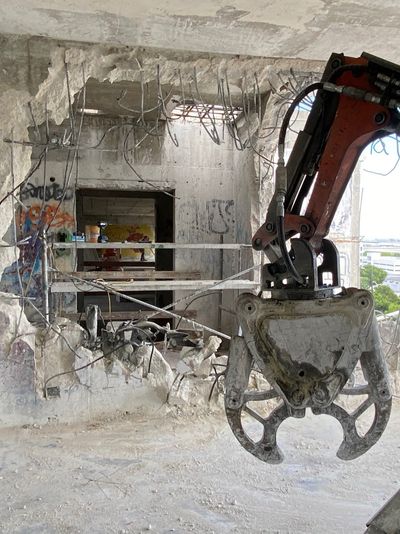 Demolition Robot - OHIO CONCRETE - CRUSH Ohio Concrete Robot Crushing Concrete