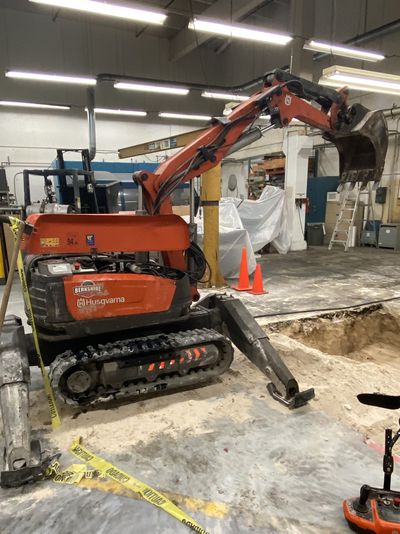 Efficient Digging Concrete Robot Services