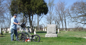 Isaish Rice GPRS Dayton uses a 400MHz GPR Antenna
to map graves in Harlem Township, Ohio. img1.jpg