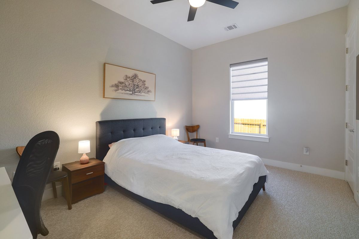 6308 Toscana Ave 028.jpg-SMALL.JPG