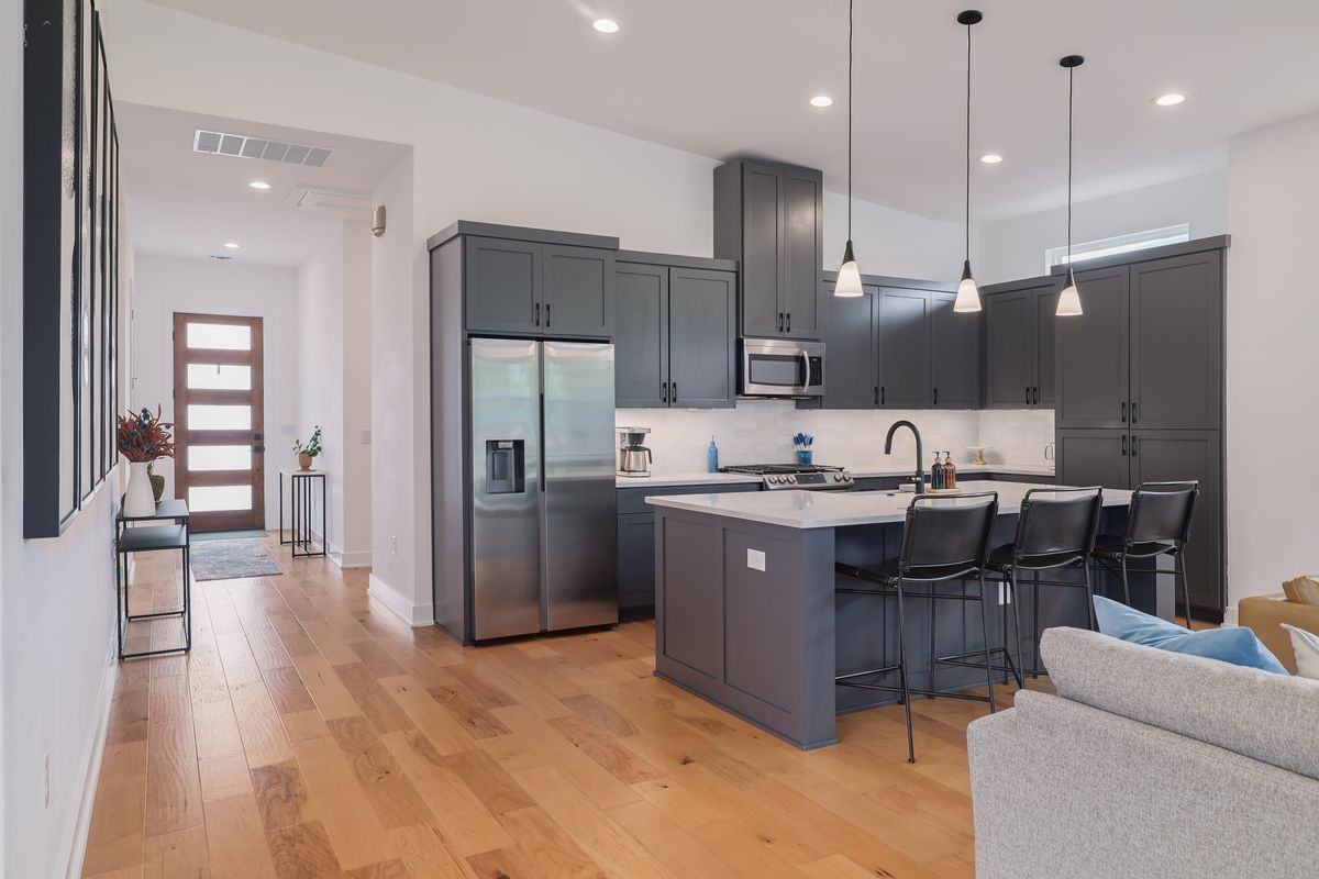 6312 Keegans Dr 0012.jpg-FULL.JPG