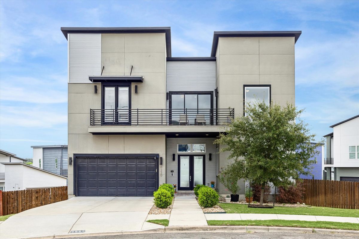 06-Florencia Ln 6229 IMG 04.jpg
