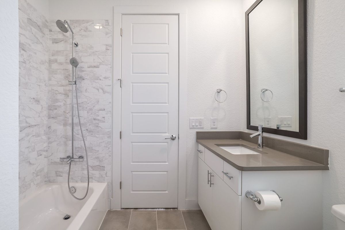 7301 Cordoba Dr 0022.jpg-SMALL.JPG