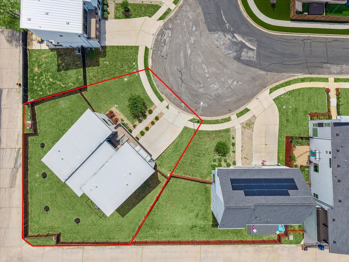 02-Florencia Ln 6229 Aerial 01Z.jpg