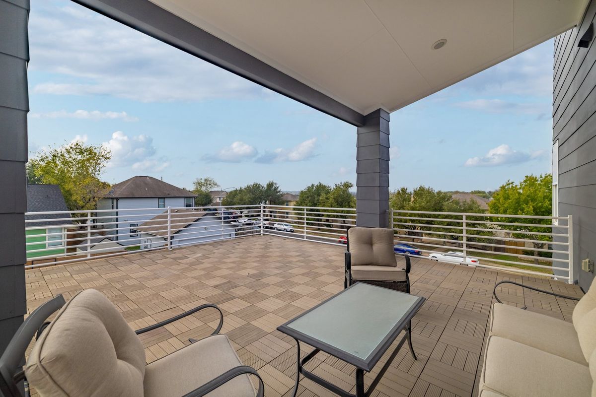 7301 Cordoba Dr 0025.jpg-SMALL.JPG