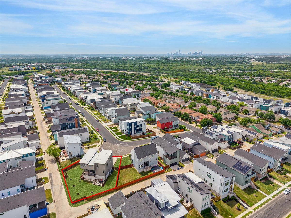 04-Florencia Ln 6229 Aerial 02Z.jpg