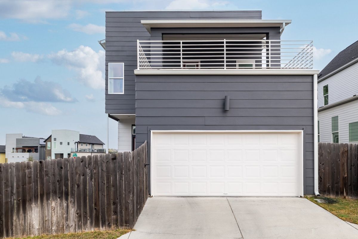 7301 Cordoba Dr 0032.jpg-SMALL.JPG