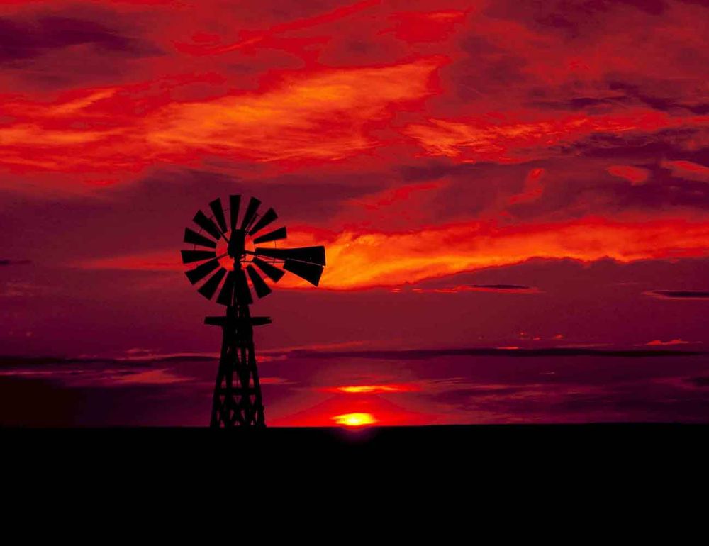 windmill sunset 2.jpg