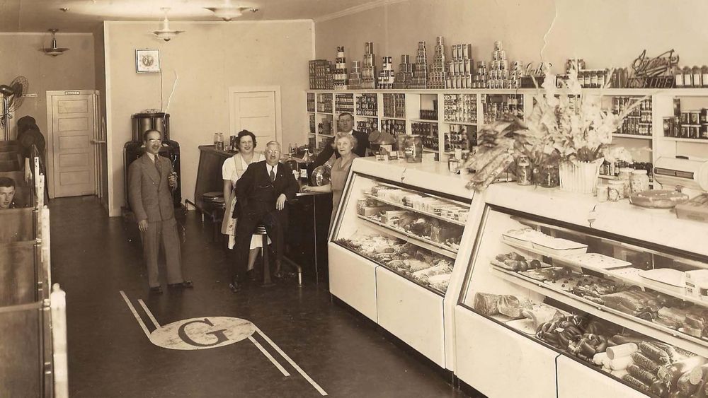 Groucho's Original Deli,1941