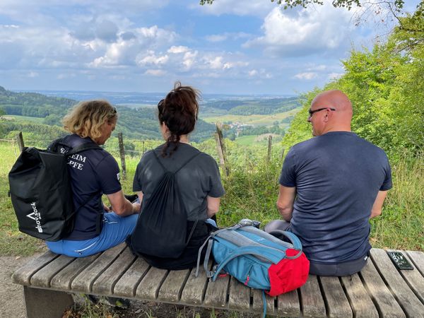 Panoramablick auf die atemberaubende Landschaft der Ostalb