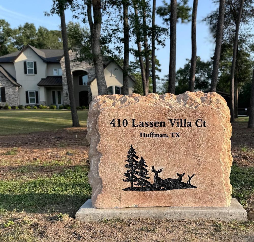 Custom Address Boulder Sign with Wildlife Design