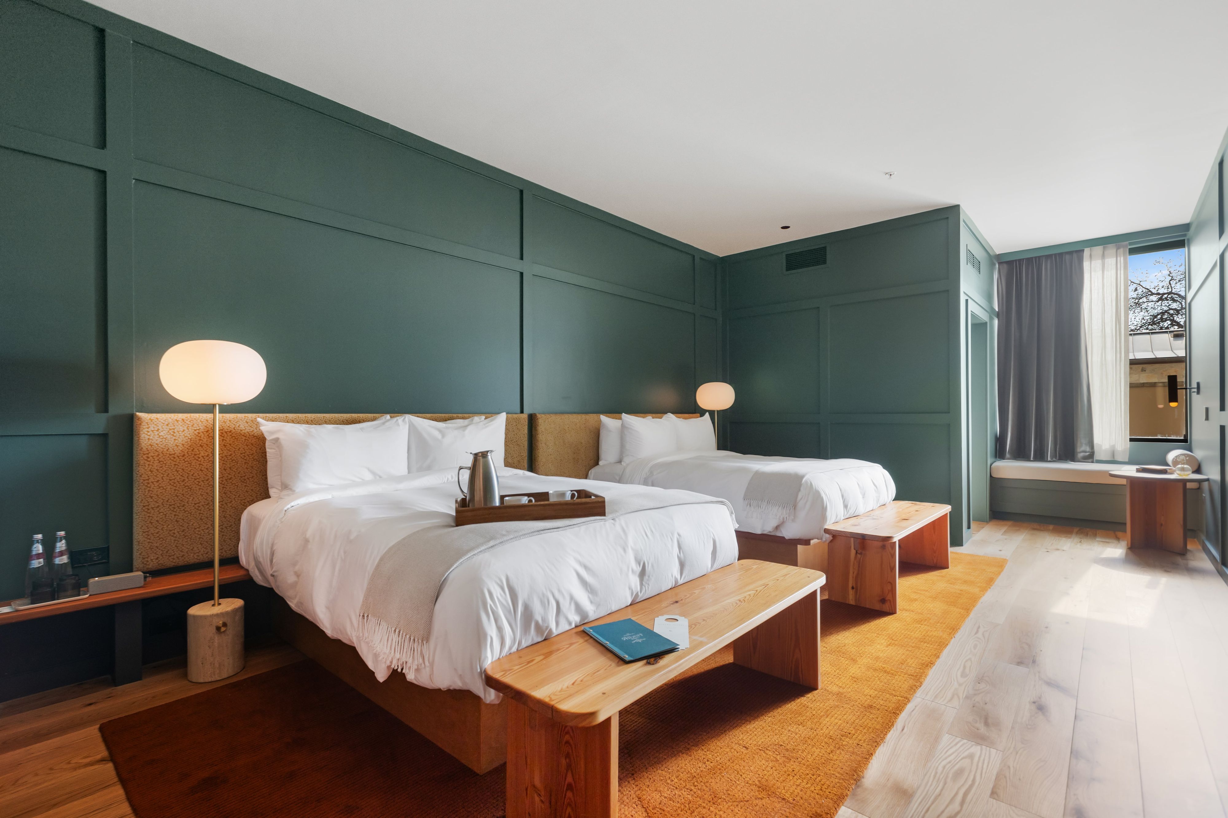 Double Queen Room 