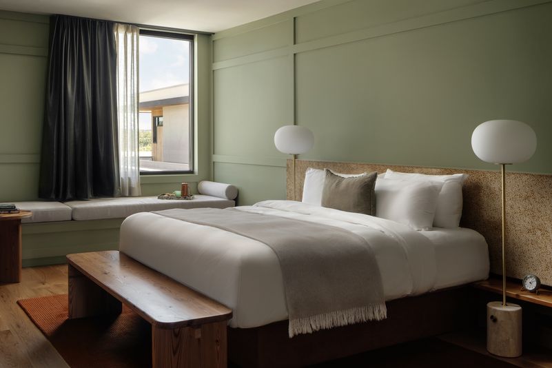 Albert Hotel - Midweek Perks.jpg