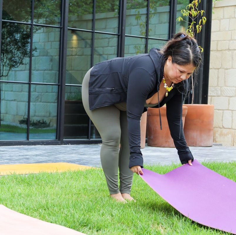Yoga on the Lawn-4.jpg