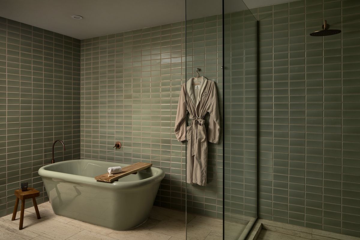 Sage Green Tub - Chase Daniles .jpg