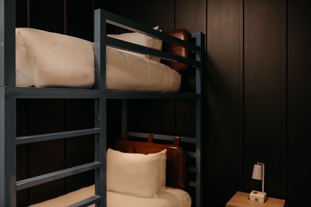 One Twin Bunk Bed Room