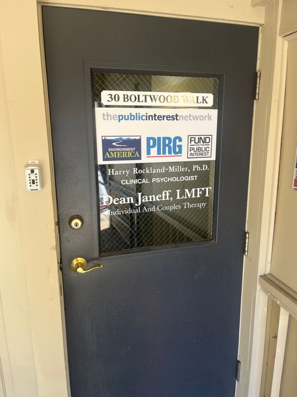 BoltwoodWalkFrontDoor3.jpg