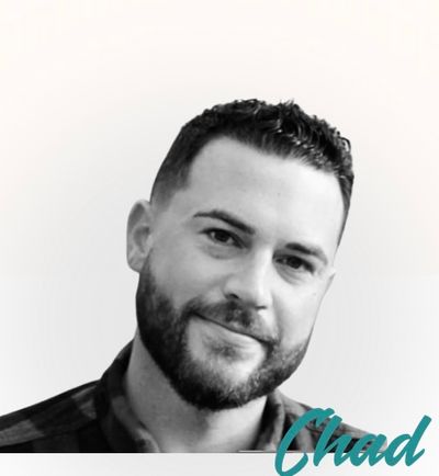 Simple Professional LinkedIn Profile Picture.jpg