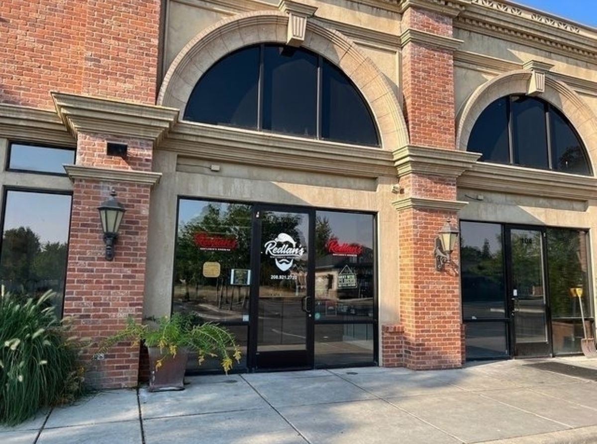 Professional barber chairs at Redlan's Gentlemen's Grooming Eagle Idaho