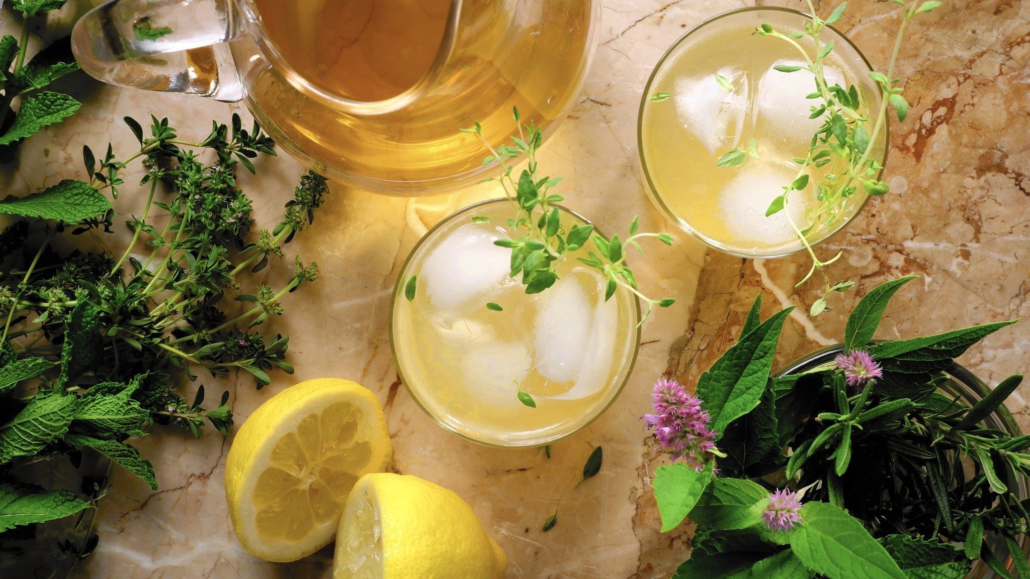 sc-cocktail-herb-garden-drink-food-0722-20160720.jpg