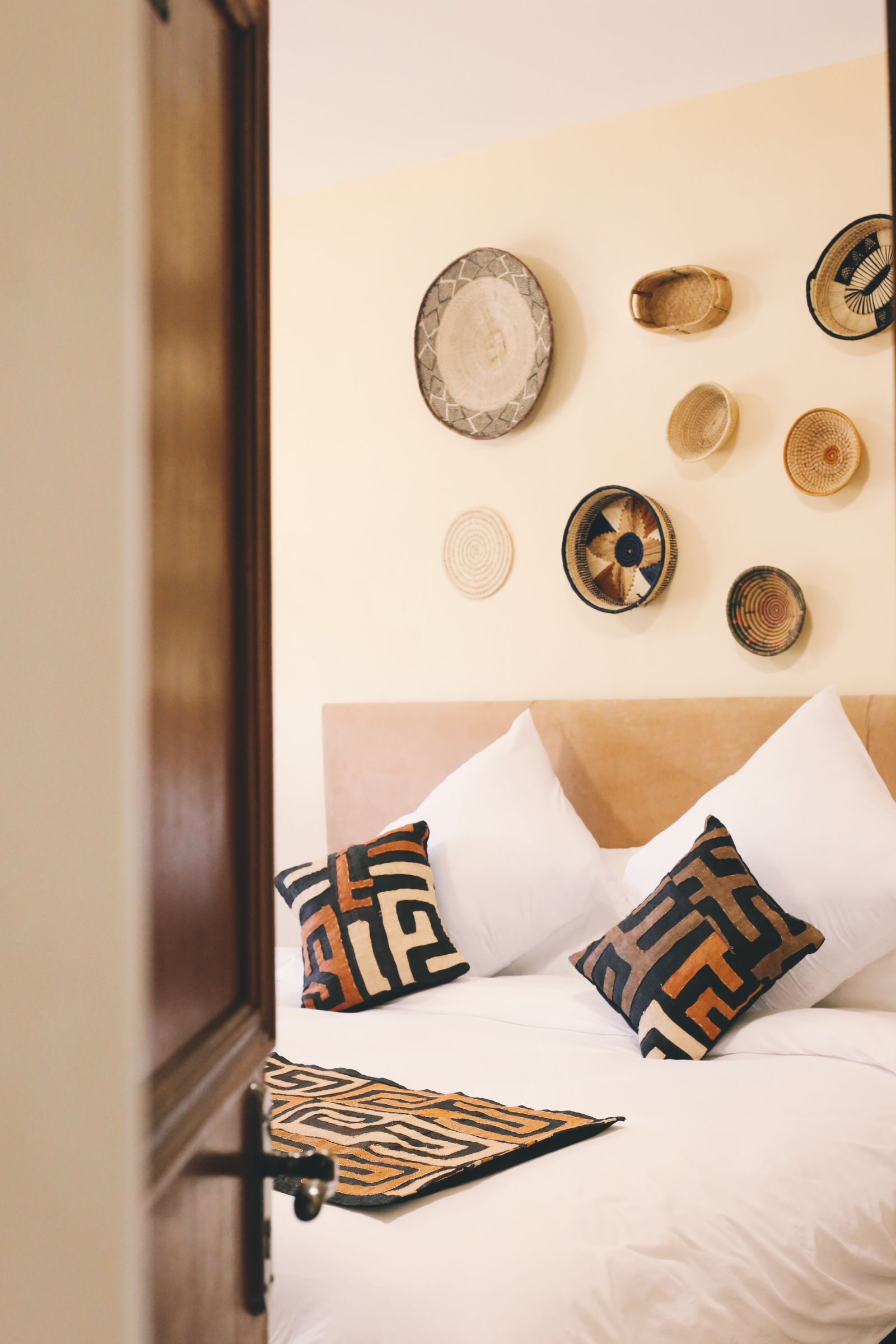 KARIBUNI SUITE